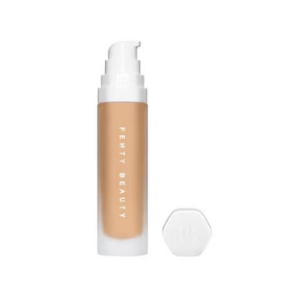 FENTY BEAUTY soft’lit naturally luminous longwear foundation (base de maquillaje para rostro) – 220